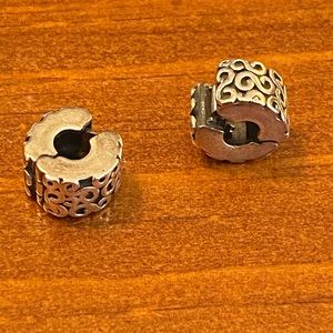 Pandora clips